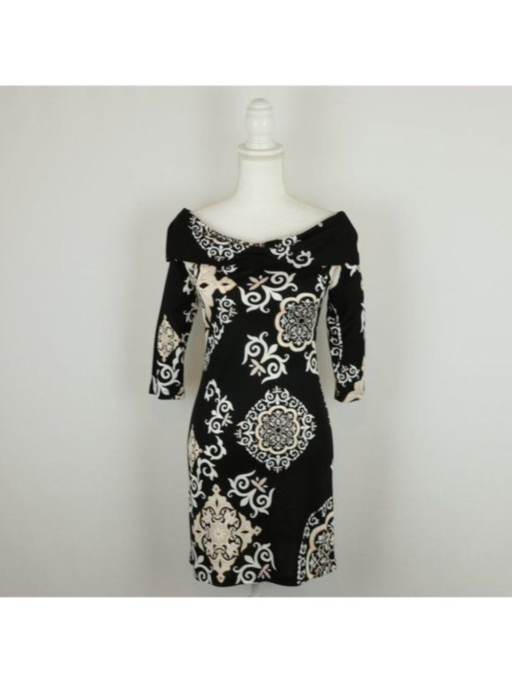 White House Black Market Women's XS Black White 3/4 Sleeve Knit Mini Dress NWT
